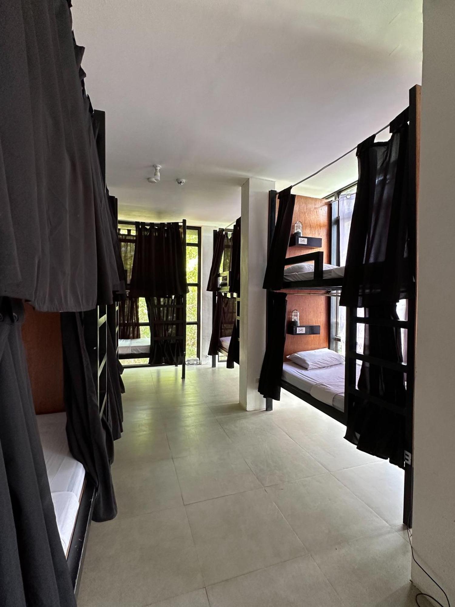 Dayon Hostel كورون المظهر الخارجي الصورة